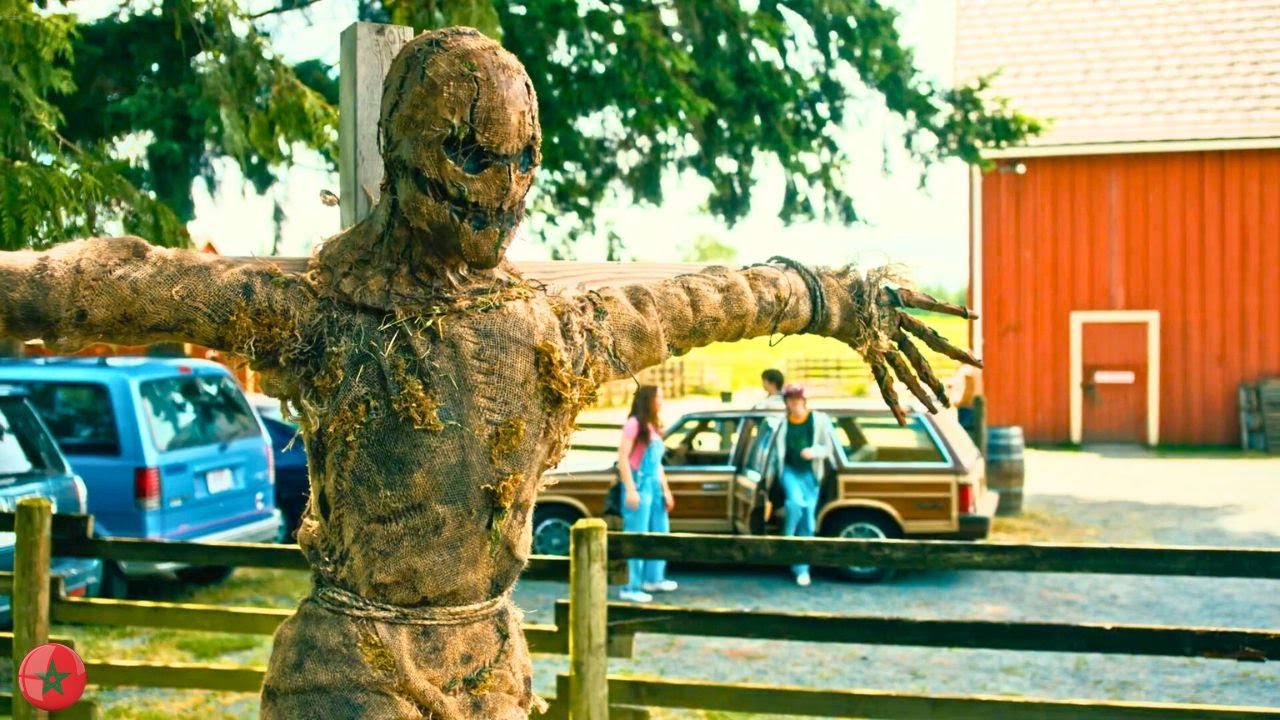 لعنة قديمة 😨 تستيقظ من قلب حقل القرع 🎃 لتنتقم من كل من اقترب! 🎃💀 | ملخص فيلم بالدارجة