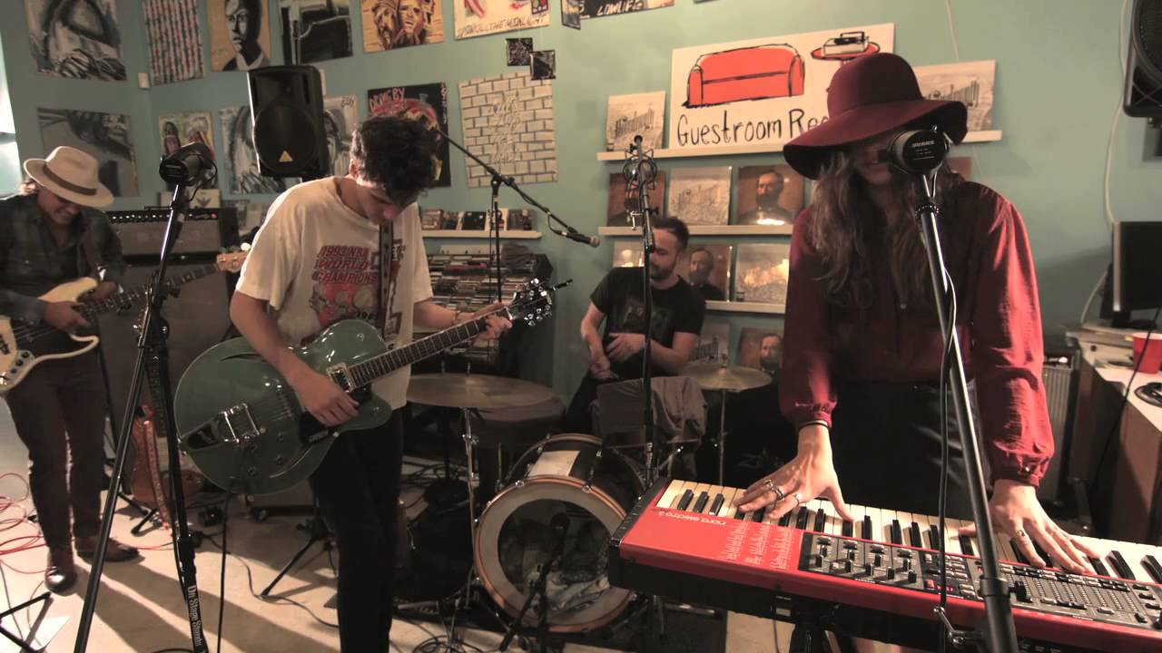 Houndmouth - 