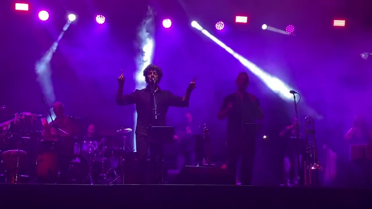 Max Gazze e l’orchestra popolare del saltarello - I tuoi maledettissimi impegni - Presicce ￼19/08/24