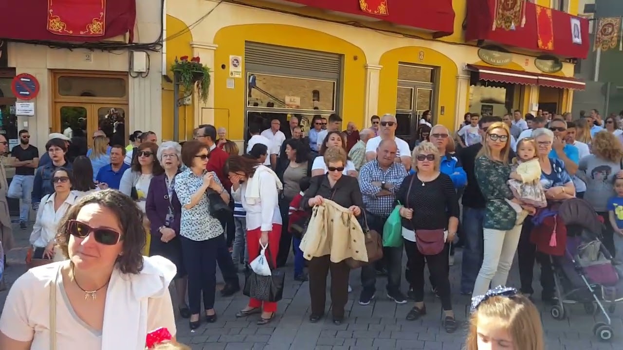 SOLEMNE PUESTA EN ANDA DEL CRISTO CRUCIFICADO DE HELLÍN. Jueves Santo. 2017