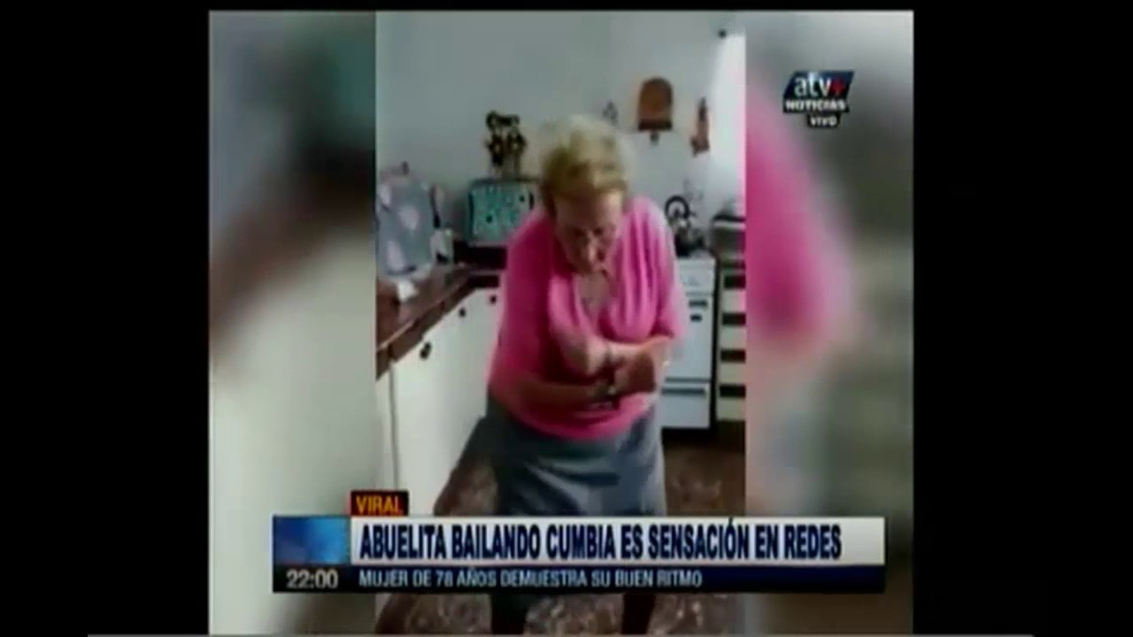 Abuela bailando cumbia causa sensaci&oacute;n en redes sociales