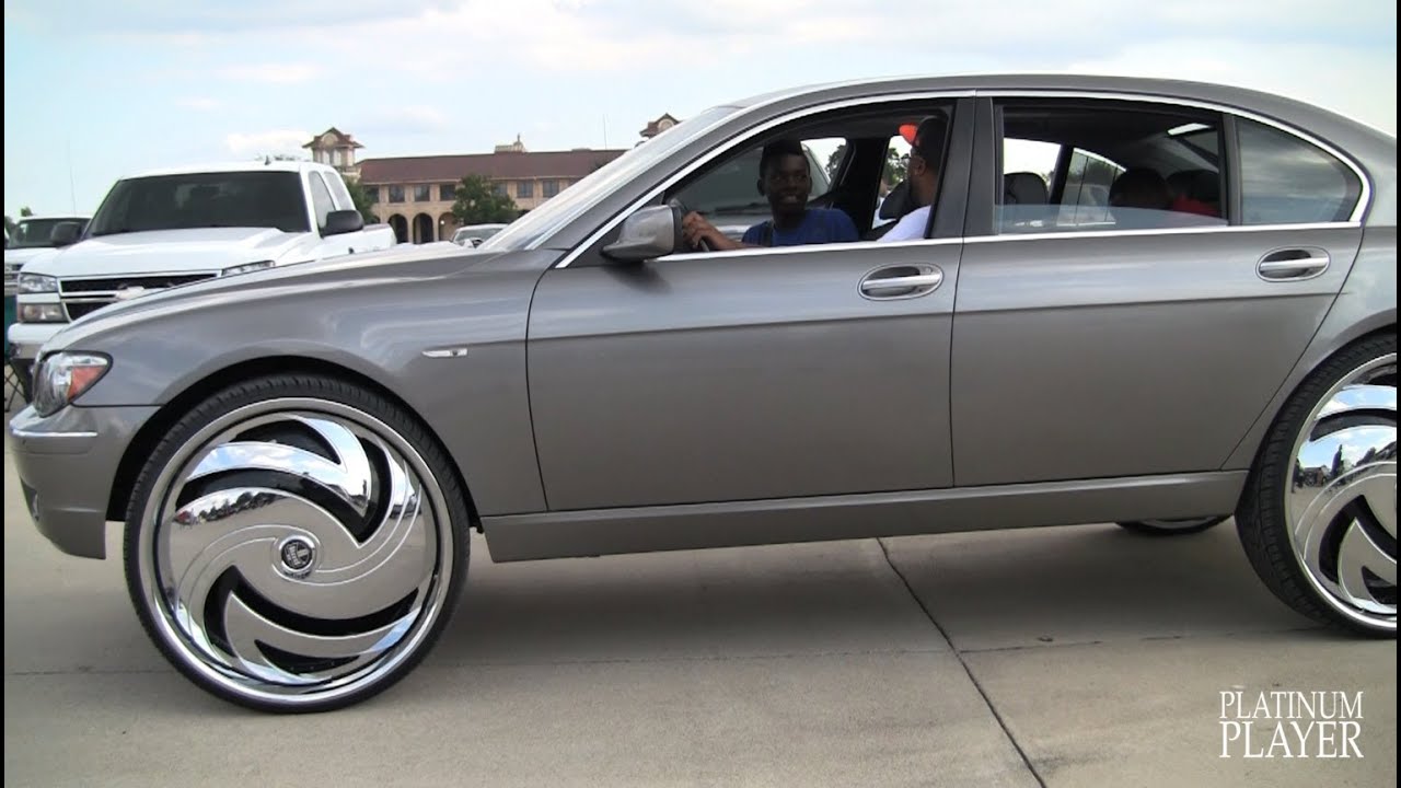 BMW 750Li on 30 INCH RIMS- DETROIT