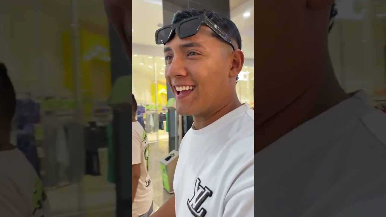 Comprando las primeras cosas para su embarazo