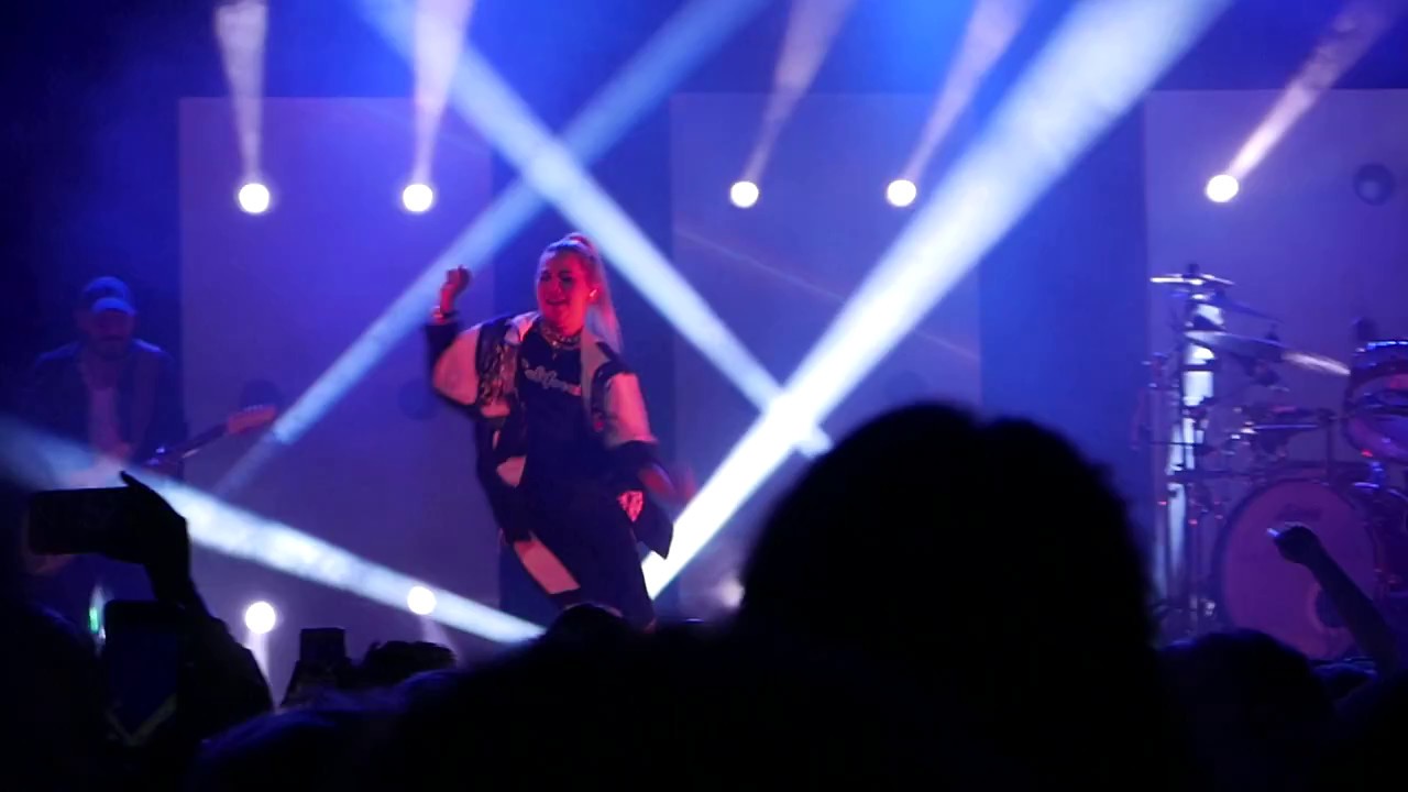 Hayley Kiyoko - He'll Never Love You (HNLY) (Live from The Fillmore)
