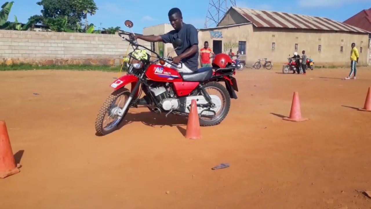MOTO:UKO WAKORA IBIZAMIN BYA MOTO/Ukeneye kwiga MOTO#0795880608 #umusongozi