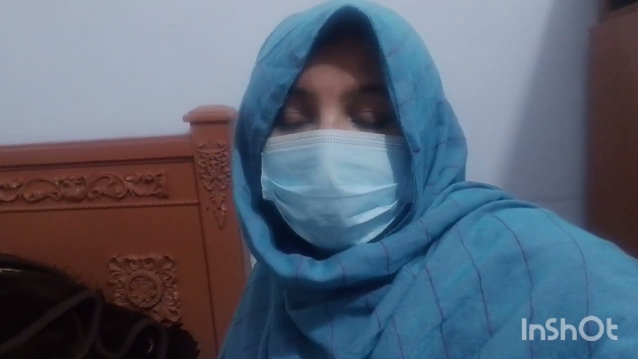 Aj gur ky saith roti kha ky Maza aa gya 