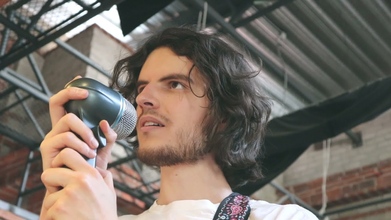 Ciudades Desiertas (Video Oficial) - Mateo Cuar&oacute;n