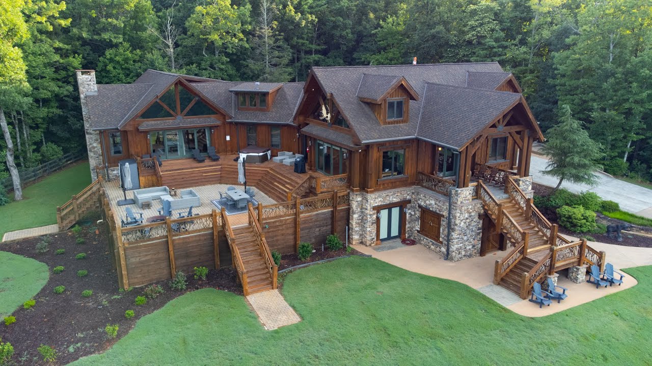 The Bison Main Lodge at Bison View Lodge Corporate & Family Retreat Center