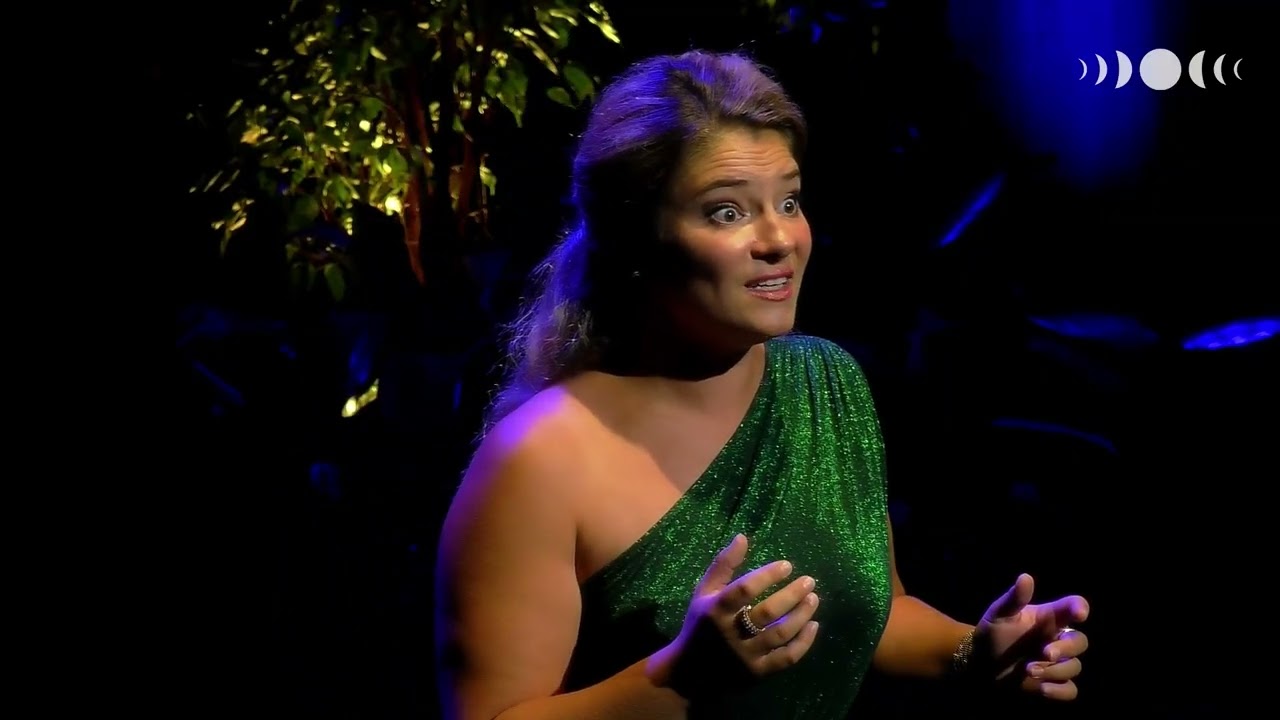 Elsa ROUX-CHAMOUX - Soprano - France - Finaliste