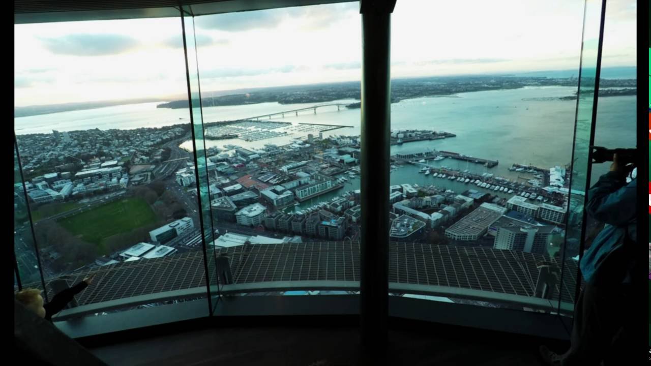 Timelapse sunset at Sky Tower, Auckland, New Zealand
