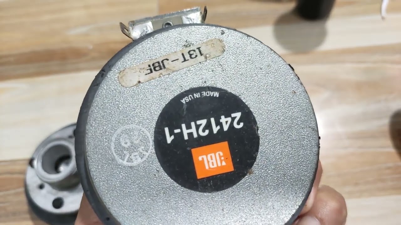 Trep JBL 2421H giá 1,9tr, họng trép JBLxịn 500k, loa bass 40  USA giá 5,5tr. Lh zalo 0909293409