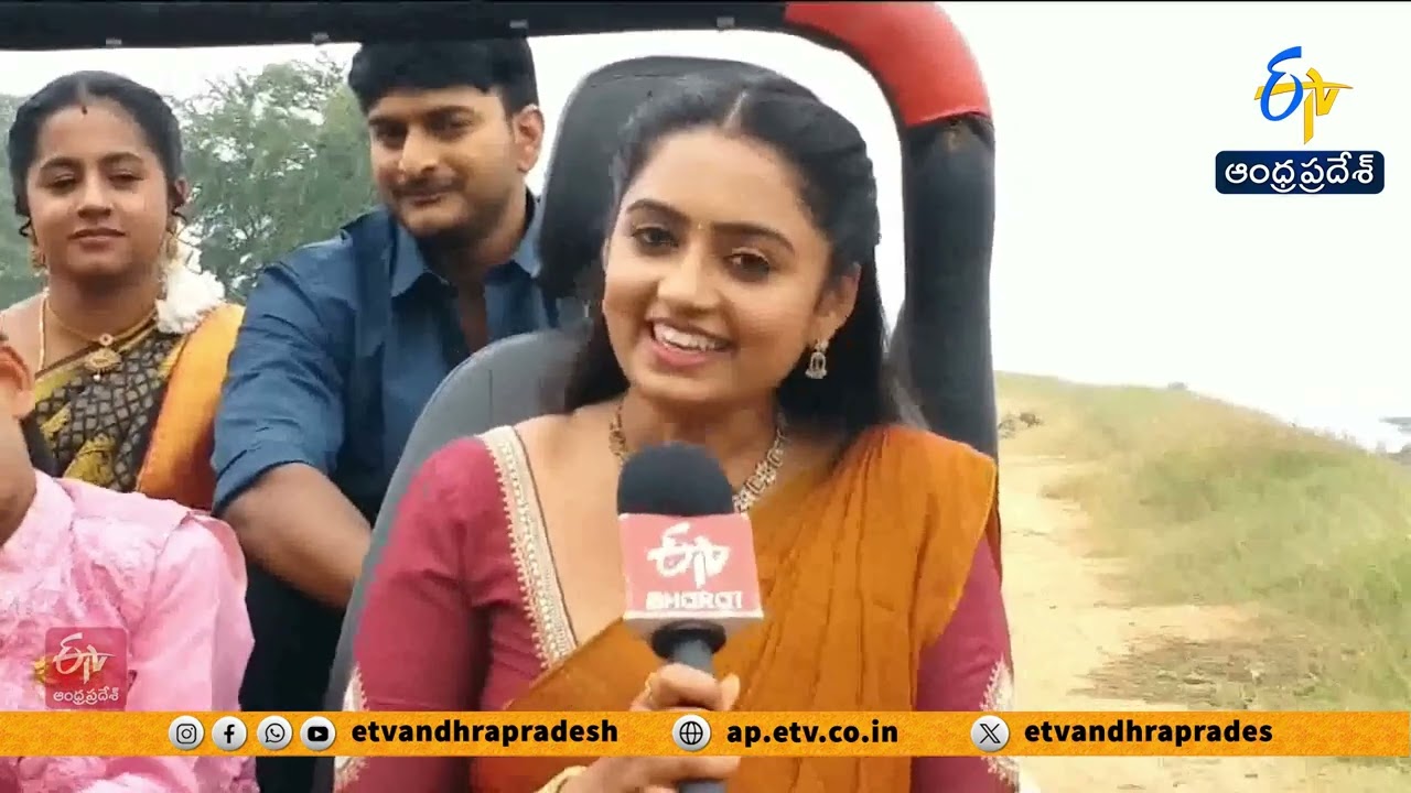తణుకులో ఝాన్సీ ధారావాహిక నటీనటుల సందడి | Jhansi Serial Cast Celebrates New Year in Tanuku