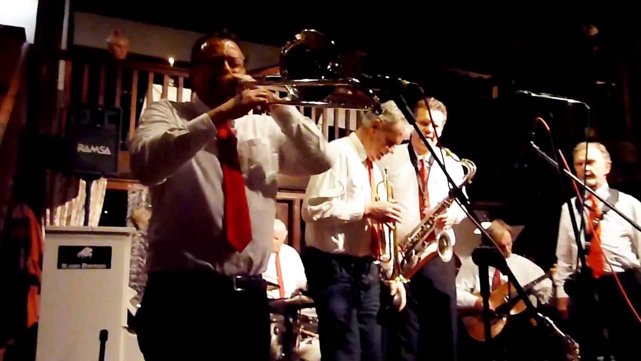 Alex Welsh Tribute Band plays 