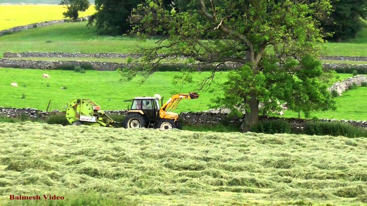 Fell Silage. -  Baling with Classics.