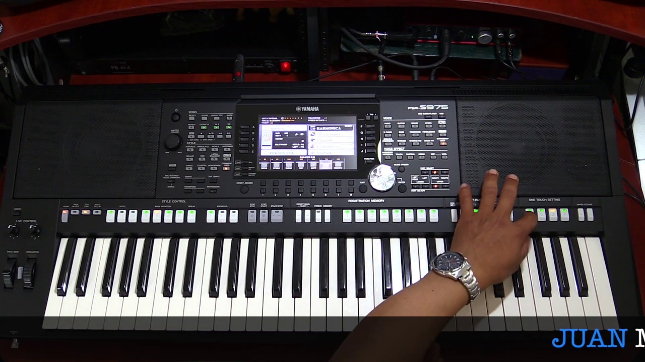 YAMAHA PSR S 975 programado para mario carreto de albany georgia