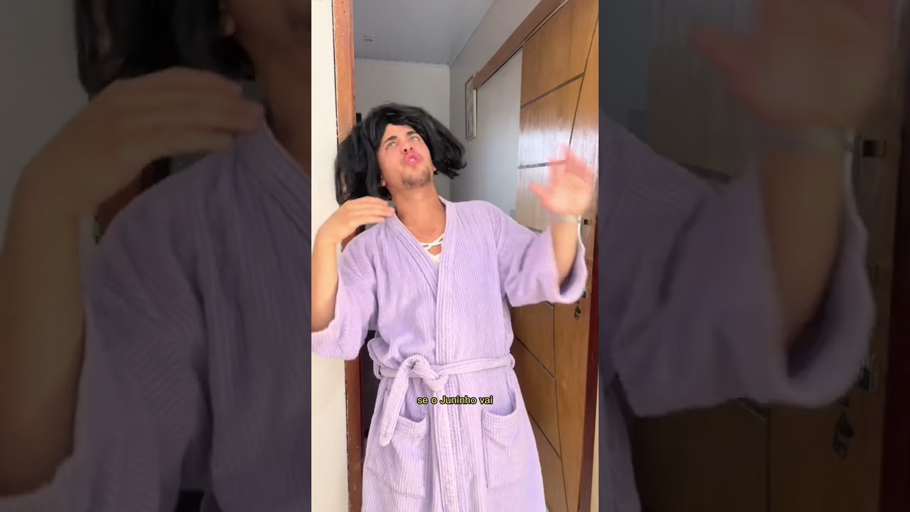 AQUELA M&Atilde;E QUE N&Atilde;O DEIXA O FILHO SAIR