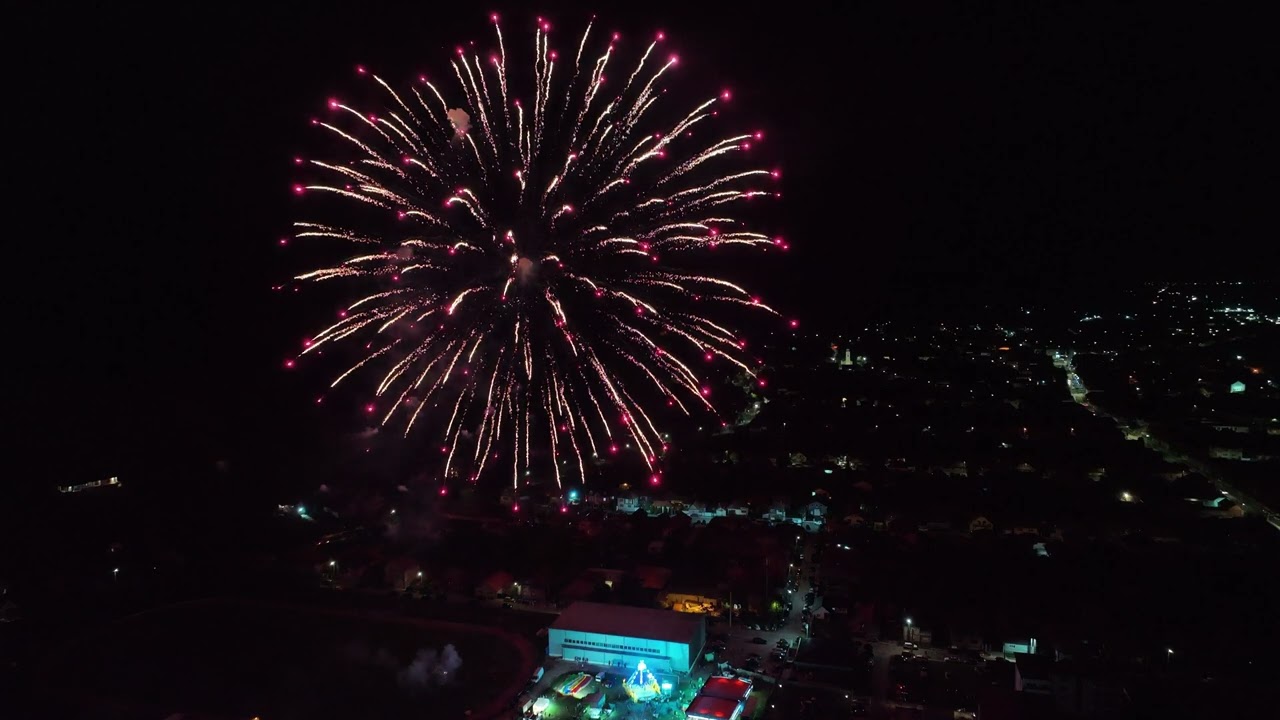 Focul de artificii - Zilele Orasului Alesd - in 4K din drona DJI Mavic 3