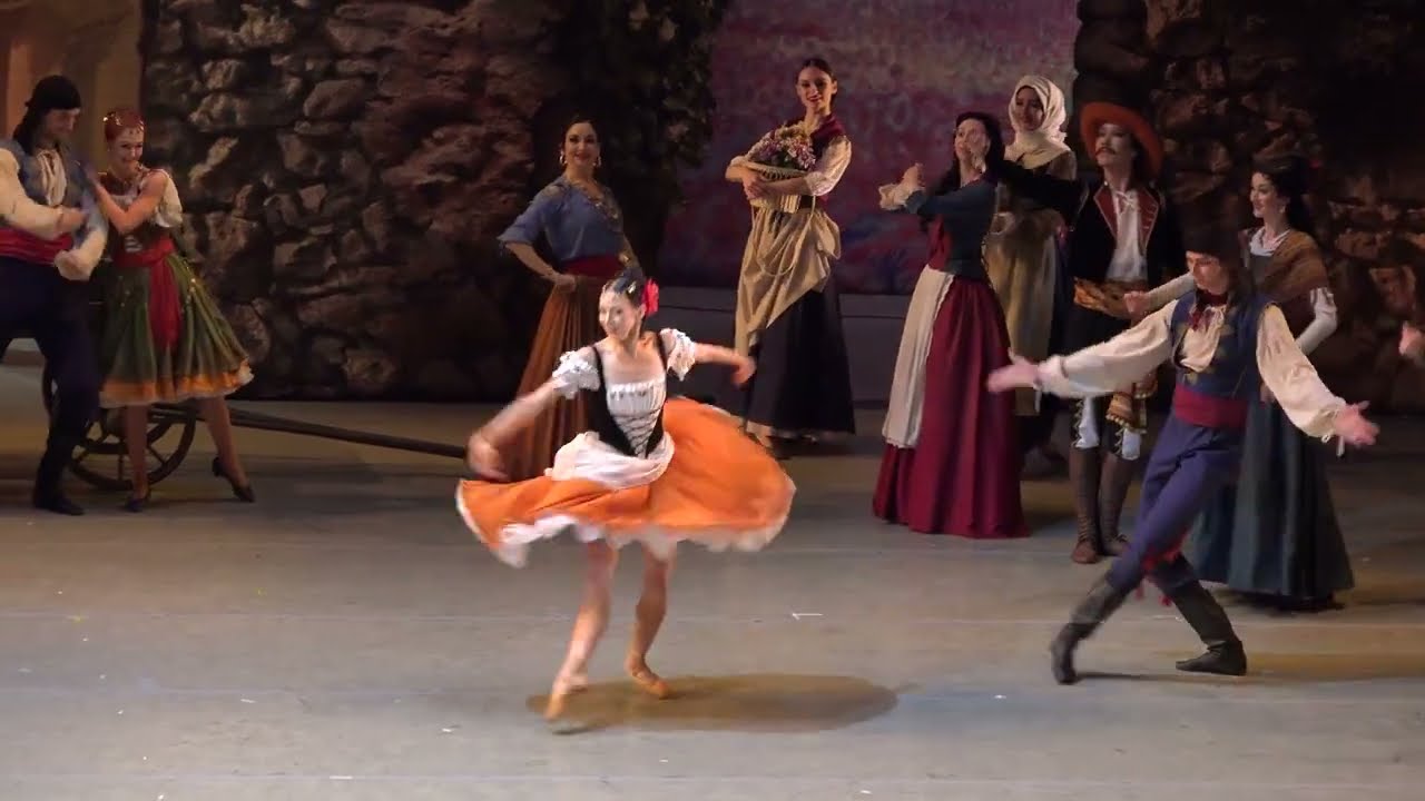 Viktoria Tereshkina  (Mariinsky Ballet) Paquita gypsy variation, Act 1