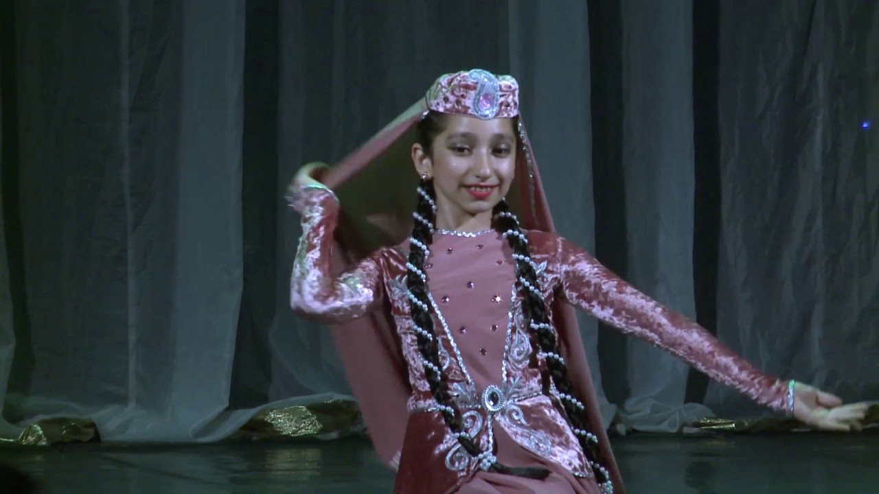 Inci Reqs Ansambli _ Naz eleme reqsi ( 2019 cu il hesabat konserti)
