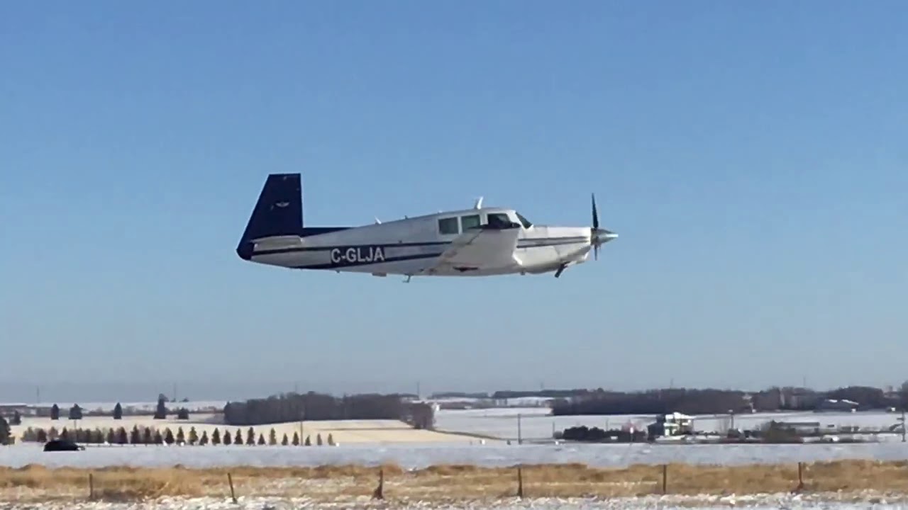 Mooney M20F take off CEG3 Lacombe Dec 8, 2019