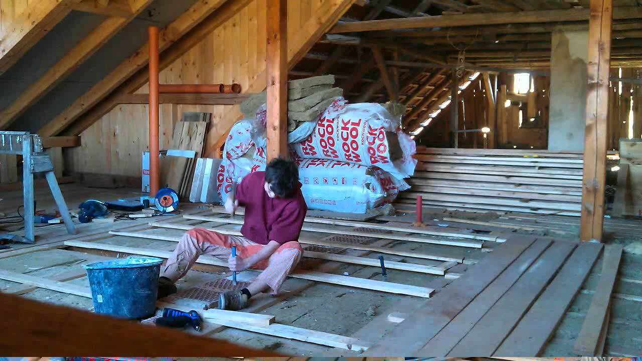 Pokl&aacute;d&aacute;n&iacute; podlahy půda vol.2 25. 3. 2012