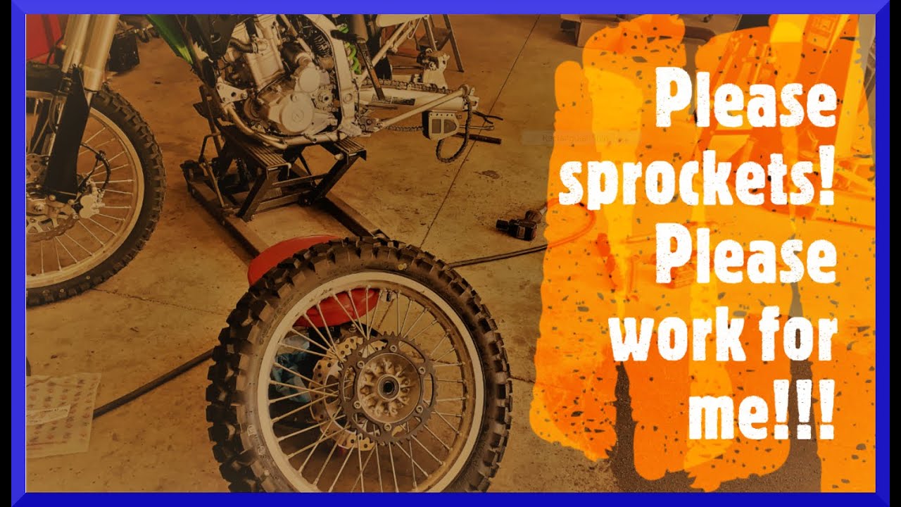 Kawasaki KLX300 dual sport / SM sprocket change (14/40 to 13/42) Super easy!