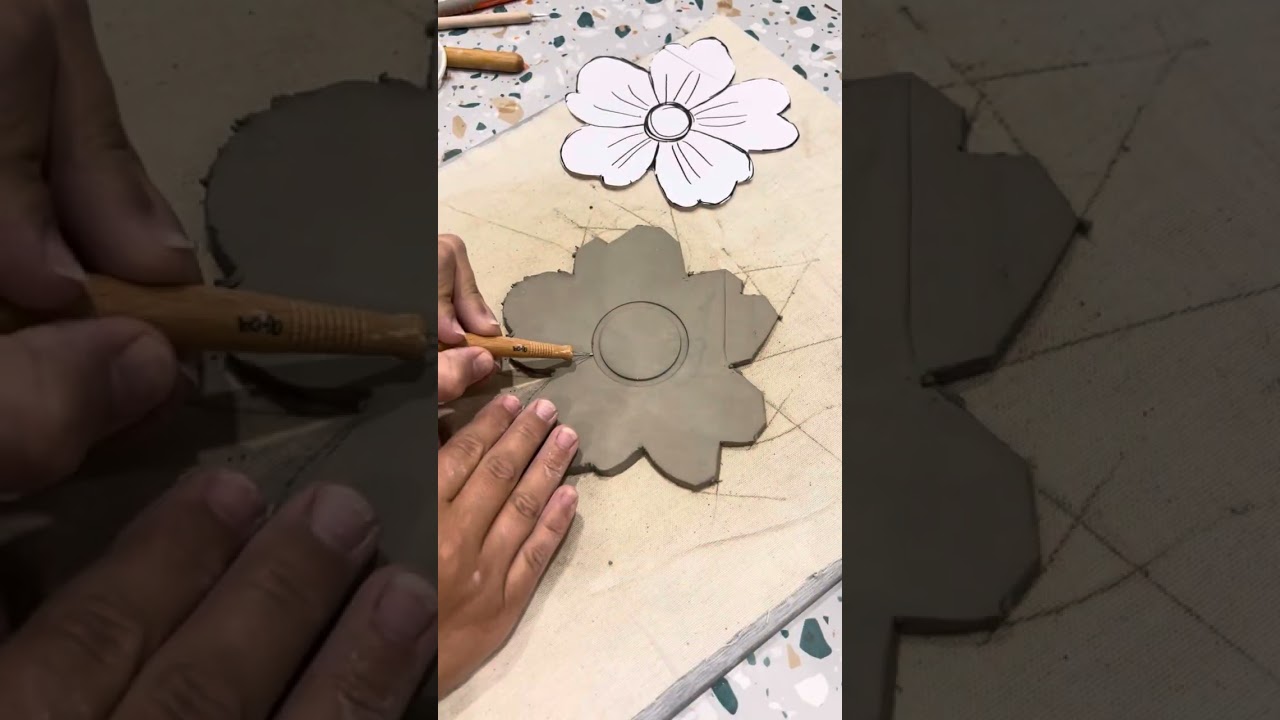 Une fleur, un jaune d&rsquo;&oelig;uf&hellip; et un peu de magie 🌼🍳