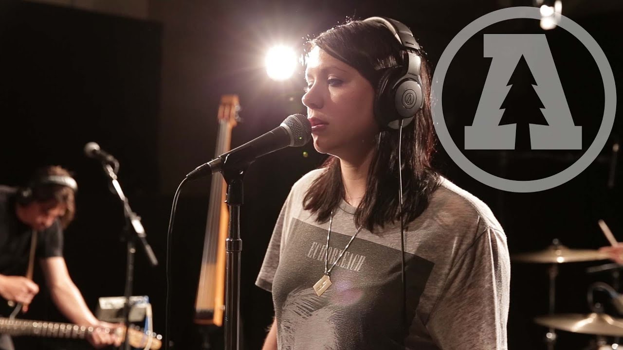K Flay - Can't Sleep - Audiotree Live