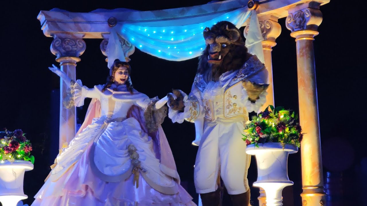 [4K] Shanghai Disney Winter Magic Cavalcade | Shanghai Disney Winter Magic Cavalcade