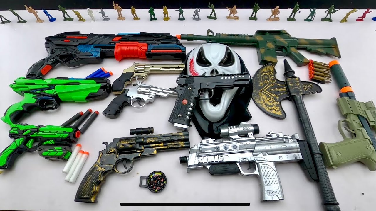 Halloween Witch&rsquo;s Toy Guns - Nerf Machine Gun / M16 Rifle / Pistol & Revolver Are Ready to Shoot