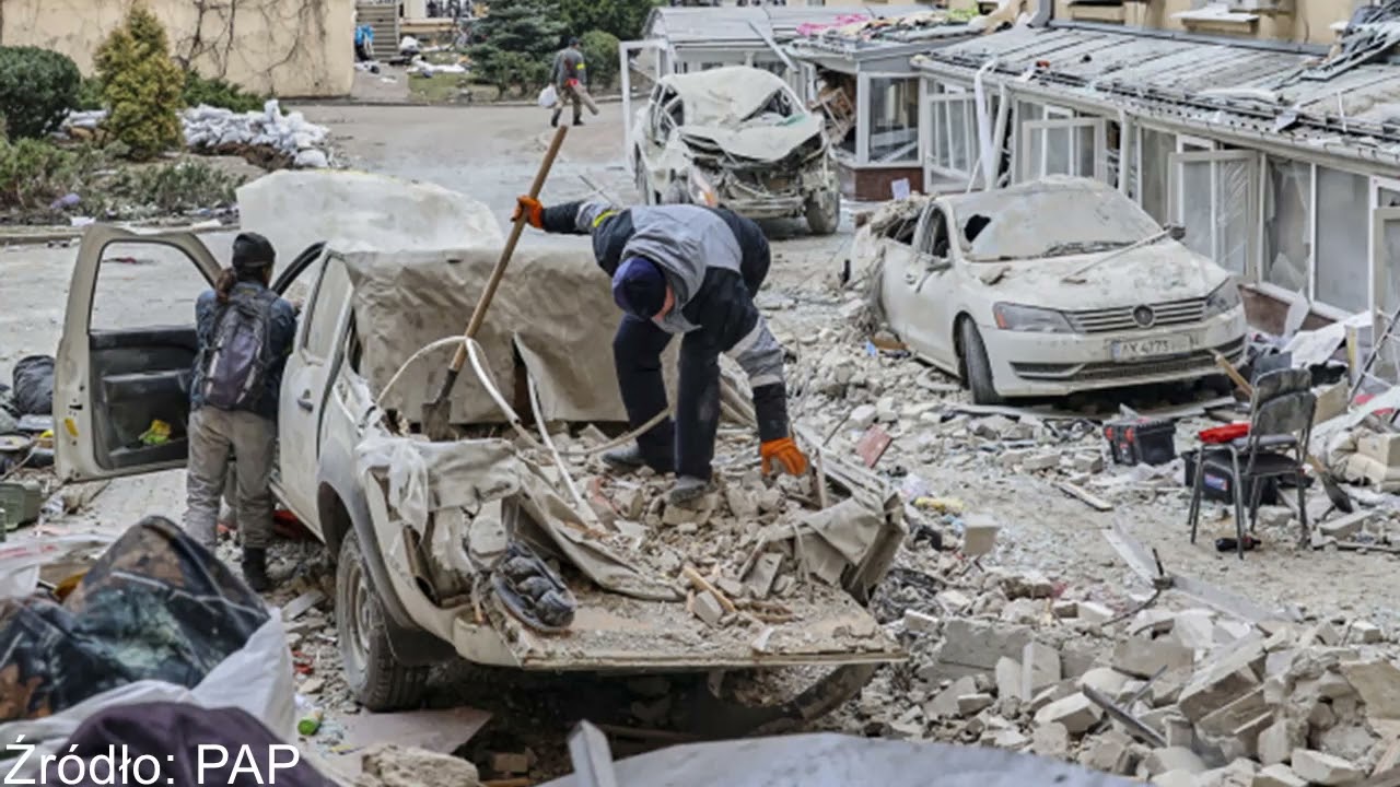 Katastrofa humanitarna w Chersoniu. 300 tys. mieszkańcom brakuje pożywienia.