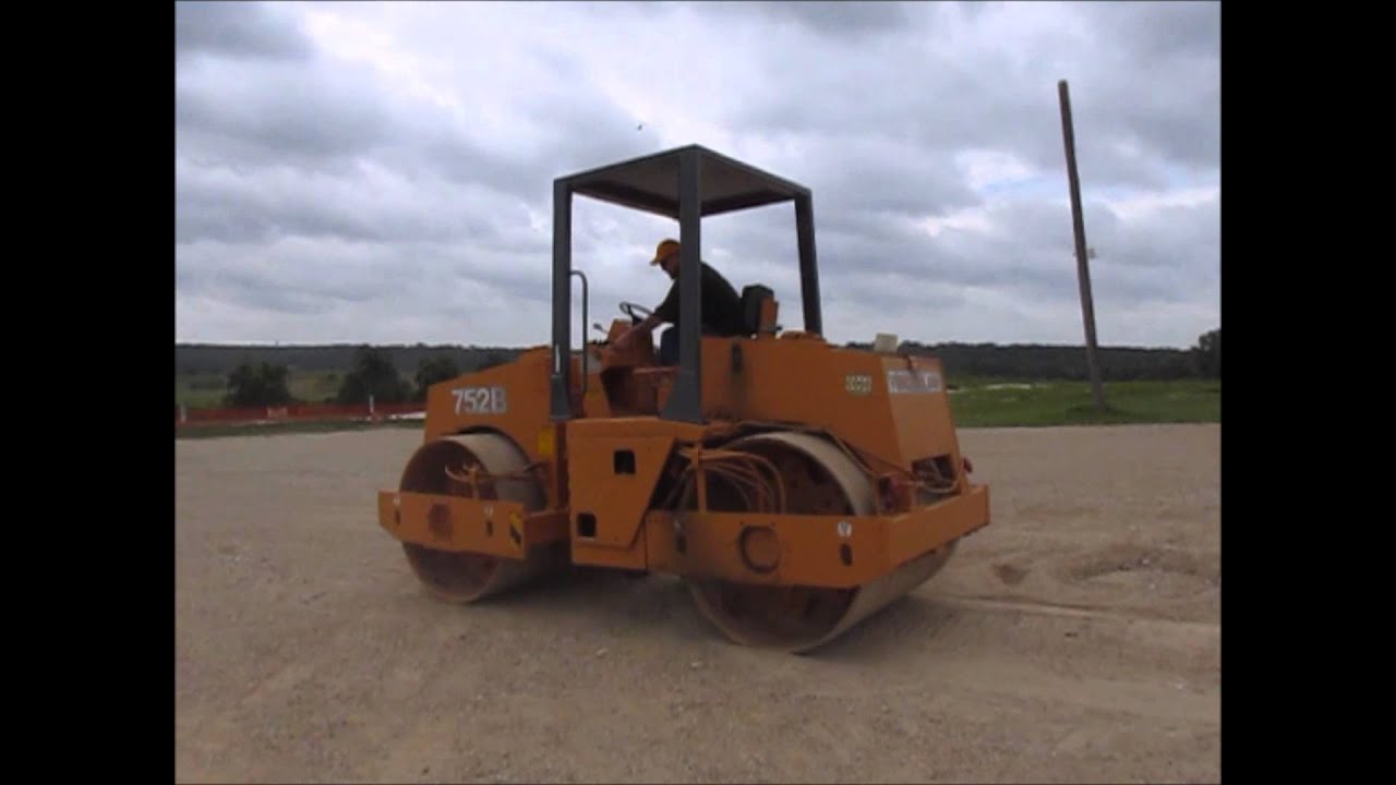 1992 Case W752B Vibromax 2000 smooth double drum vibratory roller | auction July 17, 2014