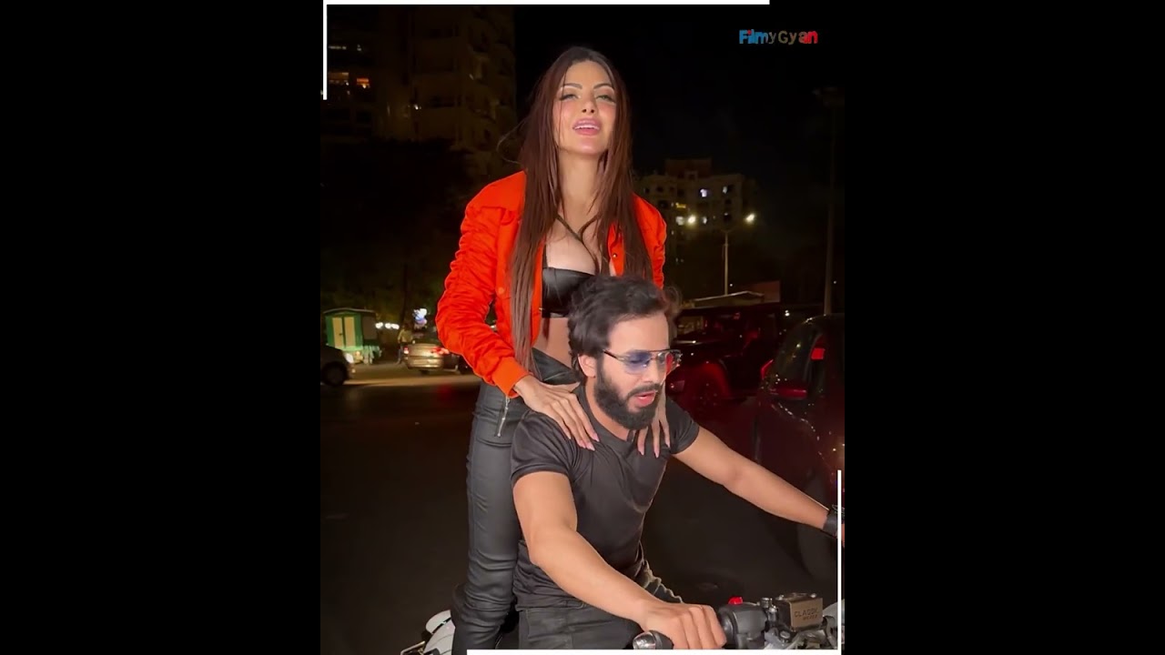 Шерлин Чопра рассказала, что ее парень поклялся не снимать куртку 😅 #sherlynchopra