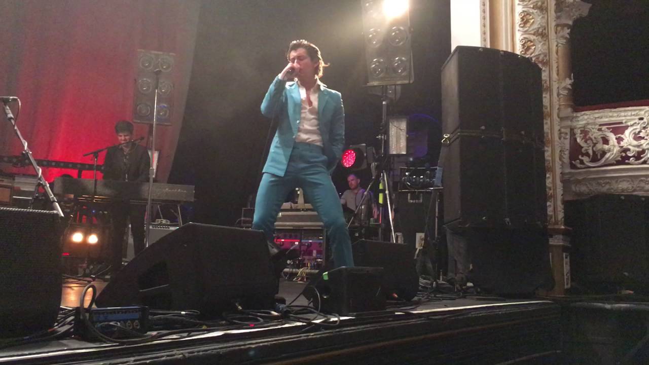 The Last Shadow Puppets - Calm Like You live @ Olympia (Dublin 26 may 2016)