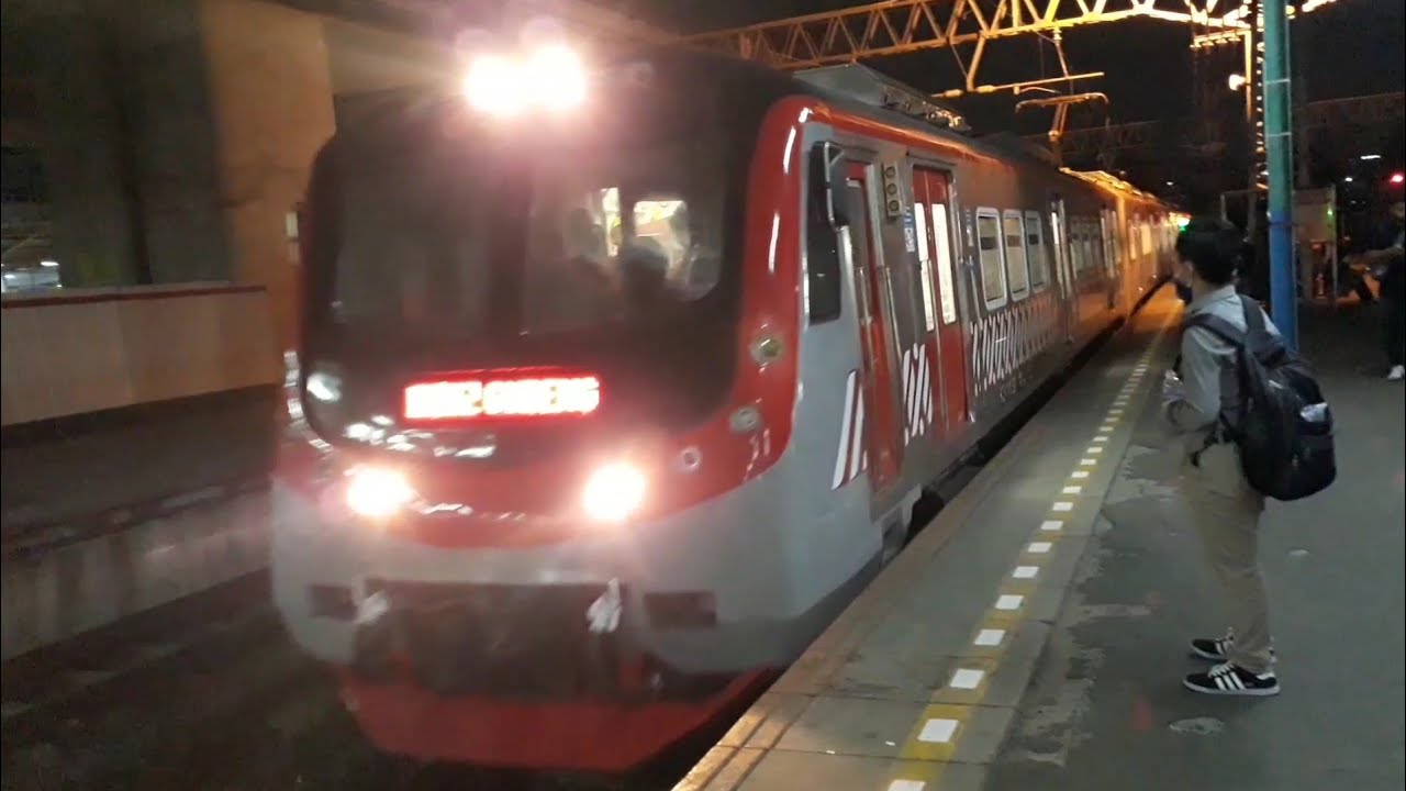 Uji Coba Kereta Listrik KRL Stasiun Manggarai KRL KFW i-9000 Unit Ke 2 Rute Jogja Solo