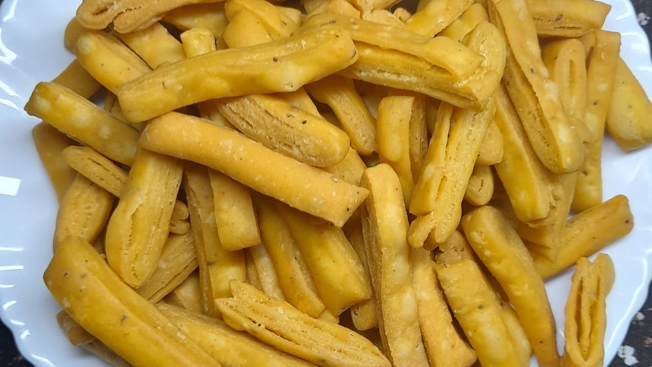 Crispy Mathri Recipe | Easy Snacks Recipe | Teatime Recipe | मठरी की आसान रेसिपी हिंदी में