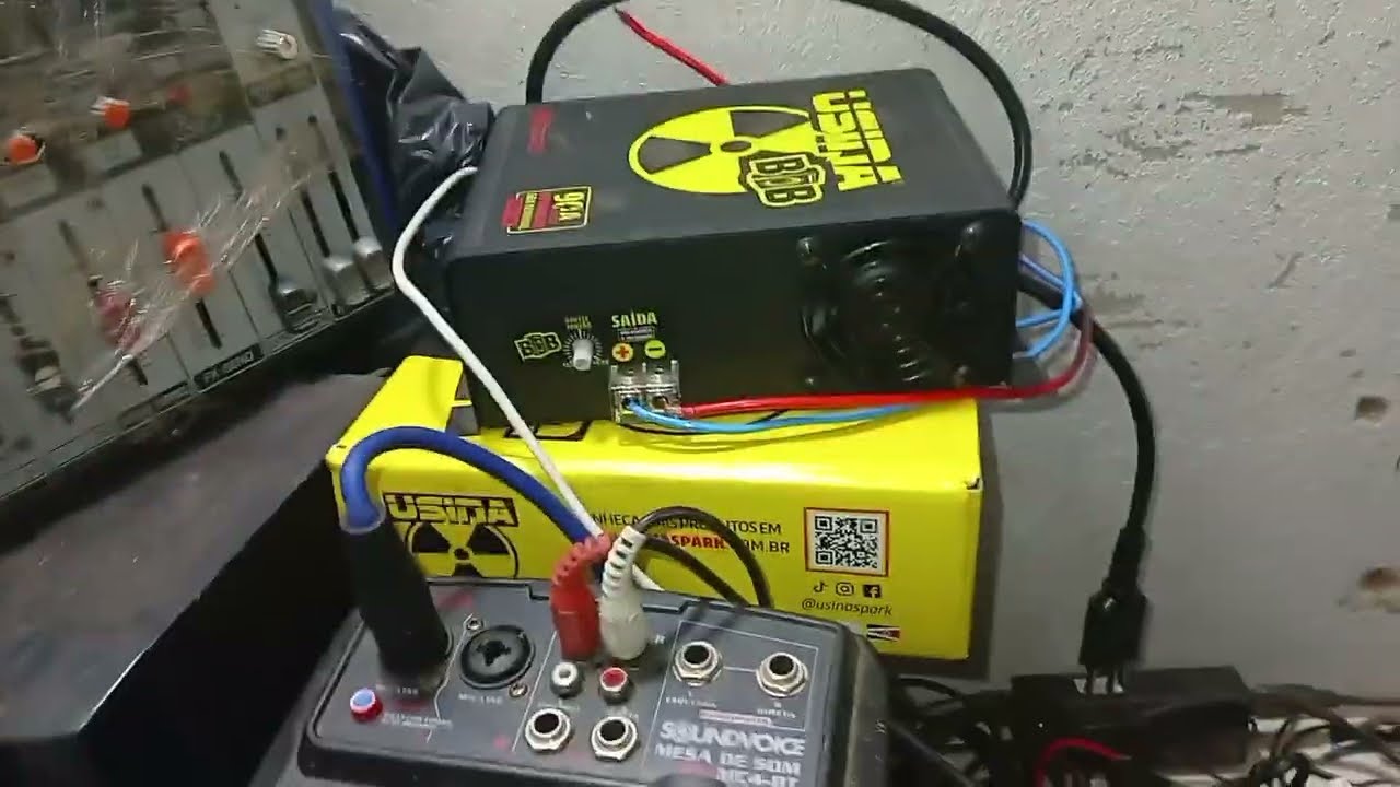 Vou montar o som automotivo pra ensaio 