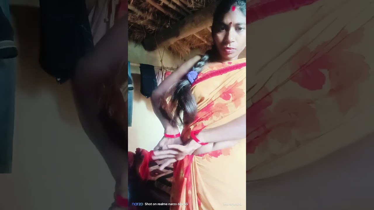 #चोली खोल कर क्या गाई है