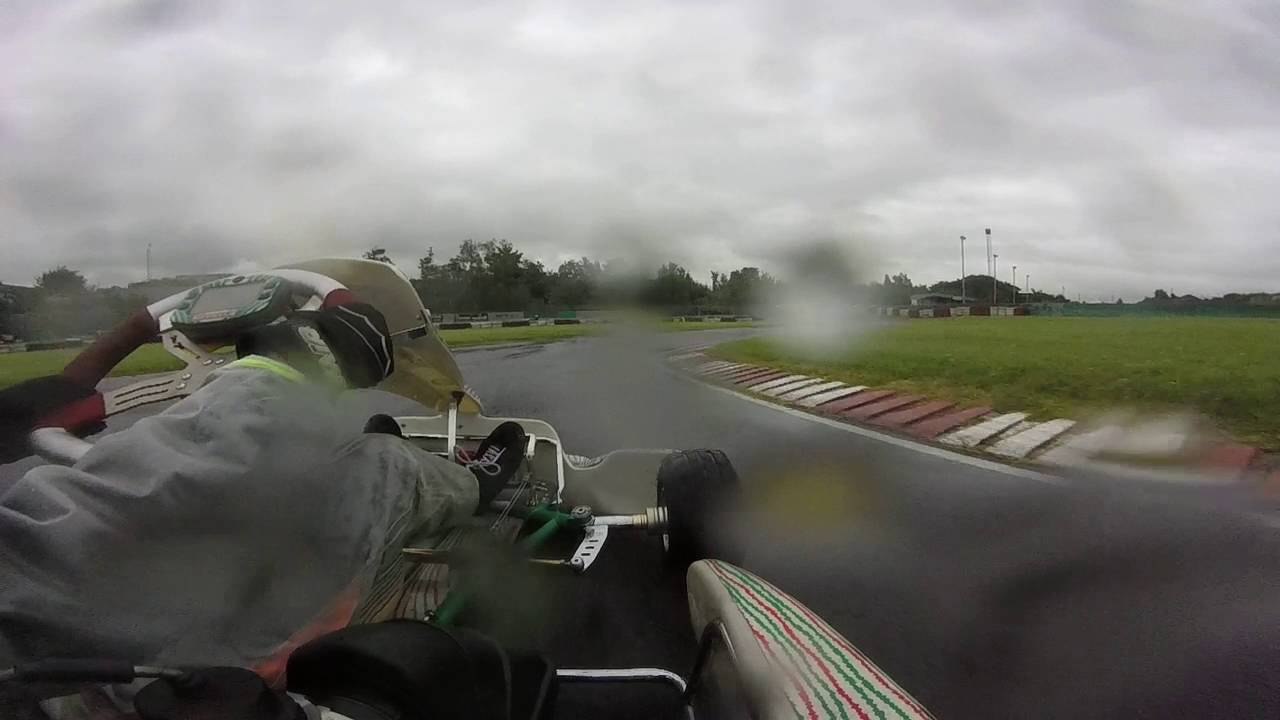 Wombwell karting in the rain