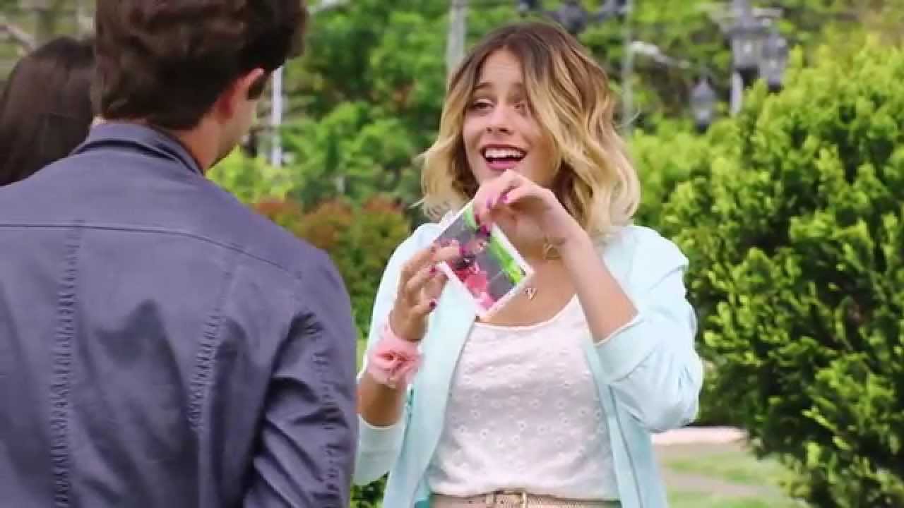 Violetta 3 - Violetta se le vuela la foto de León (Ep 56) HD
