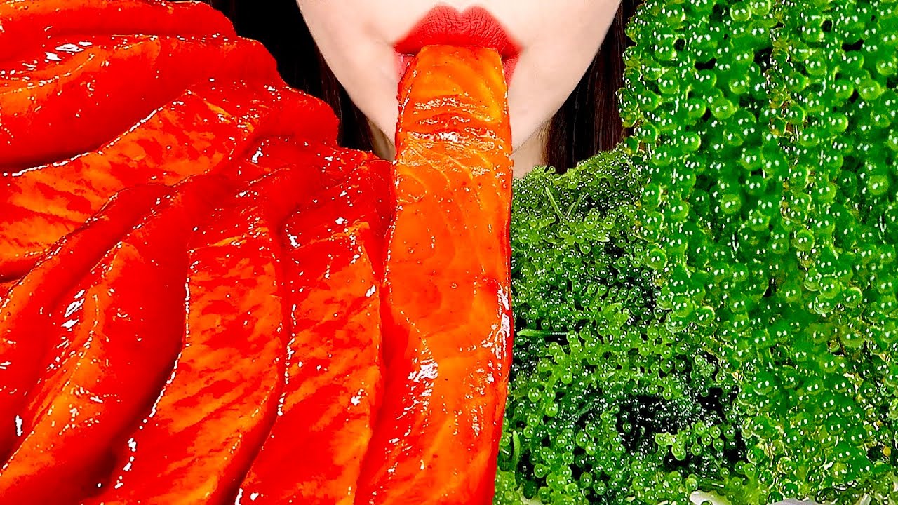 ASMR SEA GRAPES SPICY SALMON SASHIMI 바다포도 불닭연어회 먹방 MUKBANG EATING SOUNDS 咀嚼音サーモン, 海ぶどう | ZOEY ASMR