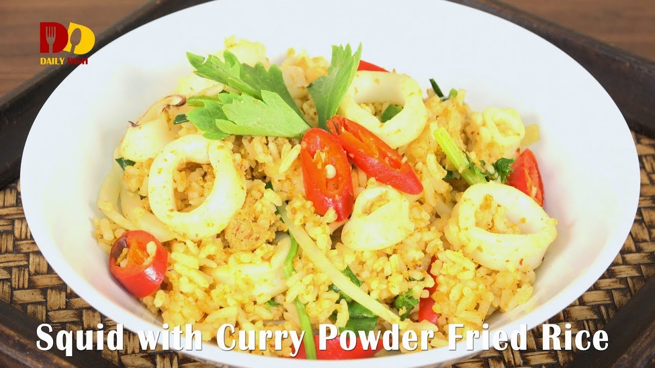 Squid with Curry Powder Fried Rice | Thai Food | Khao Pad Pong Garee | ข้าวผัดปลาหมึกผงกะหรี่
