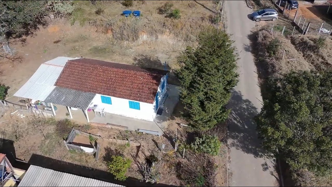 Chácara perto da Vilinha com comércios em Bom Repouso