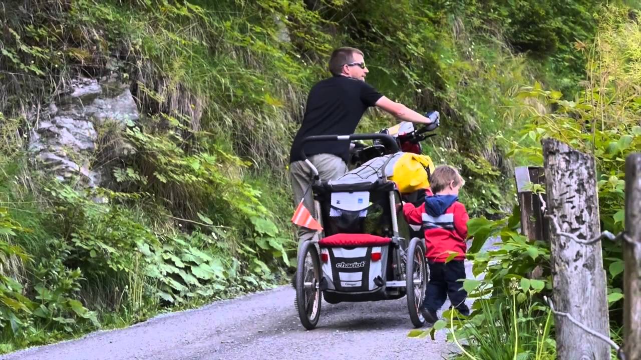 15 Ways To Entertain A Toddler On A Bike Tour