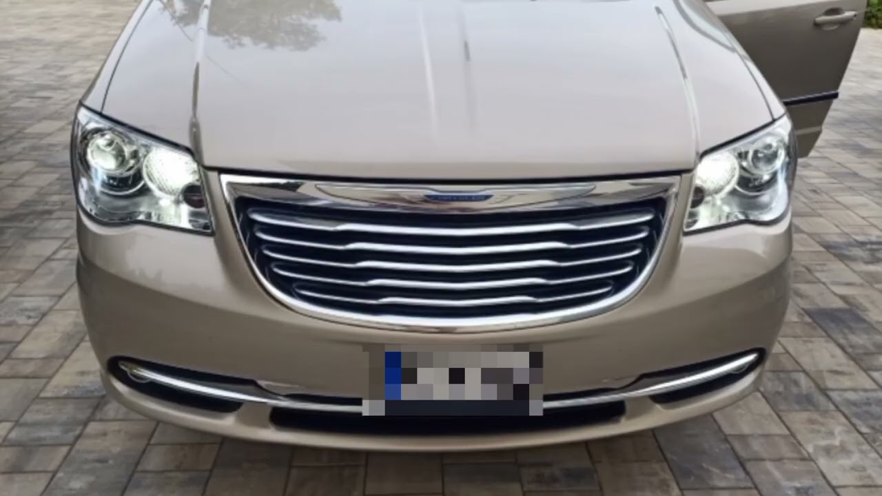 CHRYSLER TOWN & COUNTRY BI LED - modyfikacja reflektorów