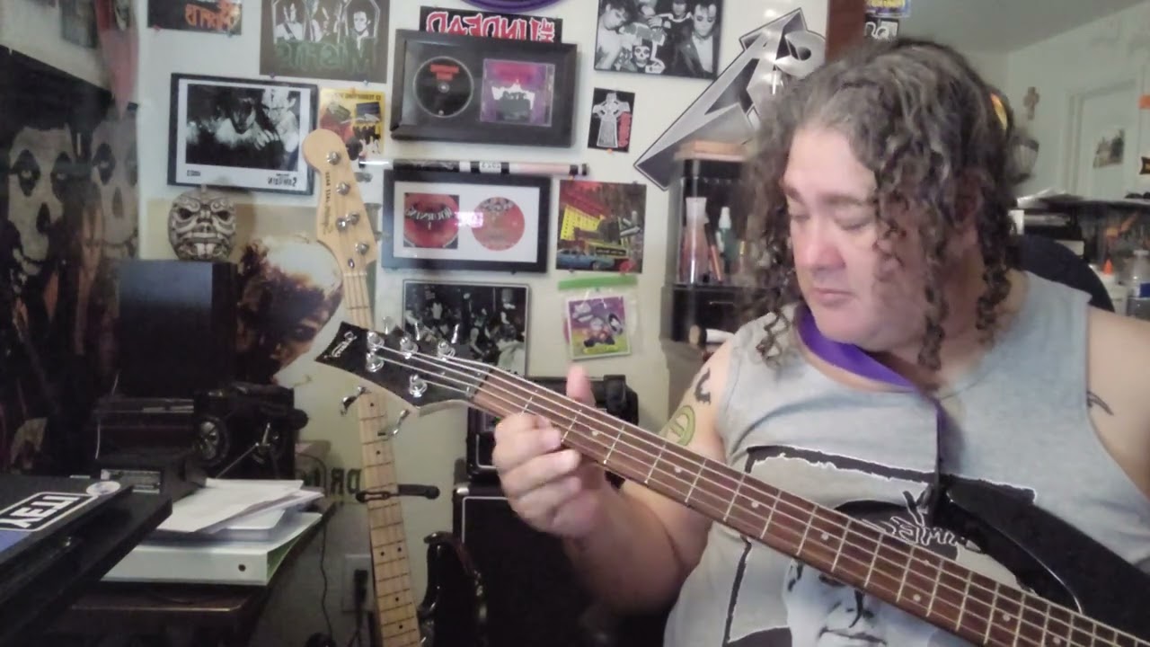 A Moody Bassline (full version), and original Bass Tune