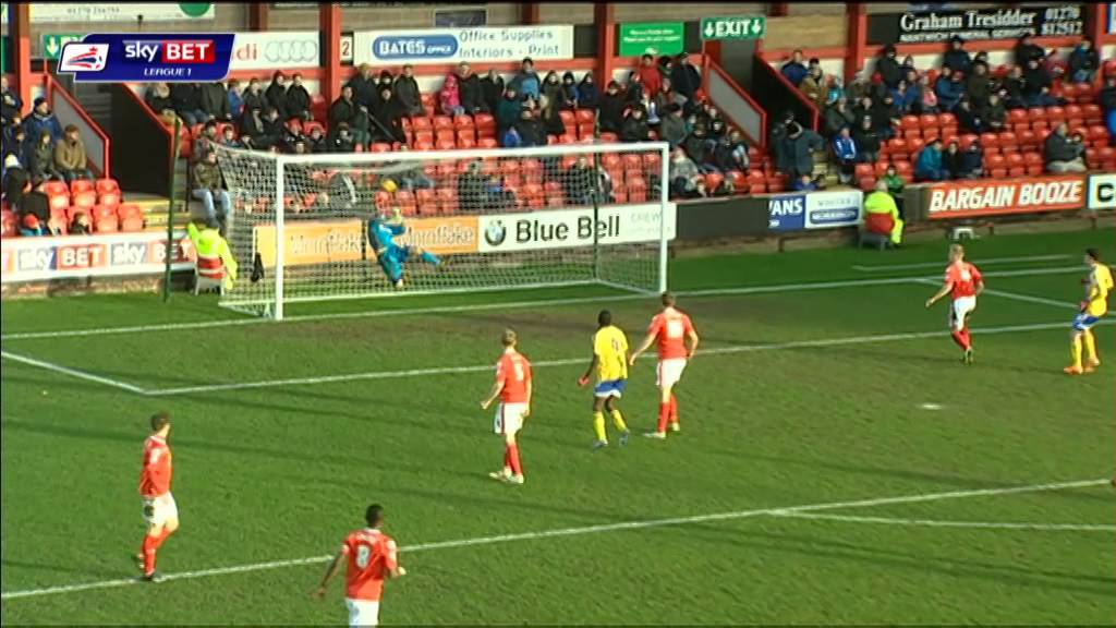 Crewe Alexandra vs Brentford - League One 2013/14