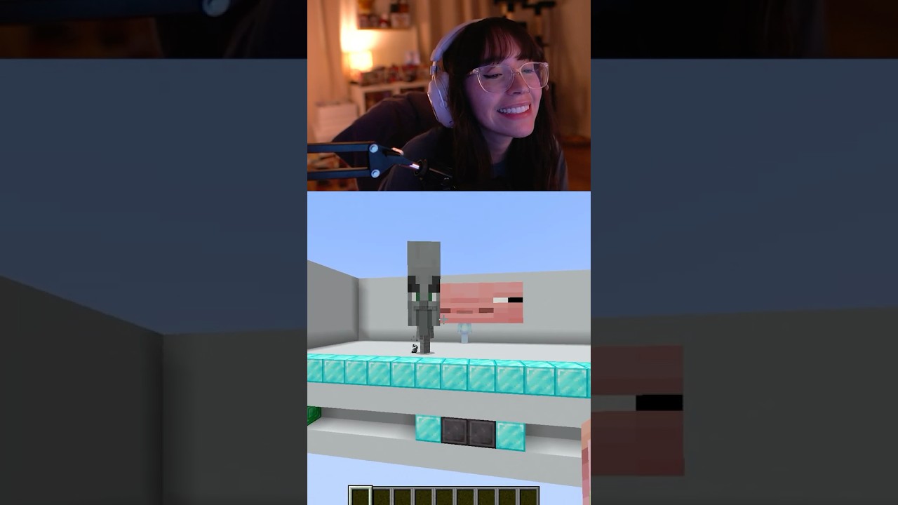 Кто тупее? 😂 #minecraft #minecraftshorts