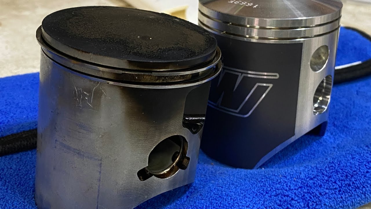 PISTON View Top End TE250i (TPI) 2021 Husqvarna Dirt Bike Piston after 220 hours HARD ENDURO