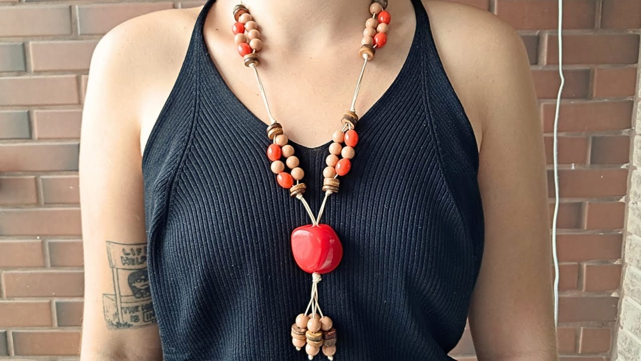 ESSE COLAR  É UM ESCÂNDALO DE LINDO! FAÇA E VENDA!